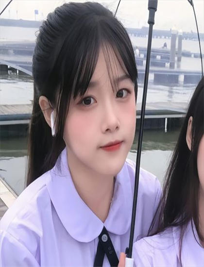 时代背景：蜂巢海外的发行策略与文化适应——理解人物的深度分析